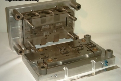 Folgeverbundwerkzeug-in-modularer-Bauweise-2